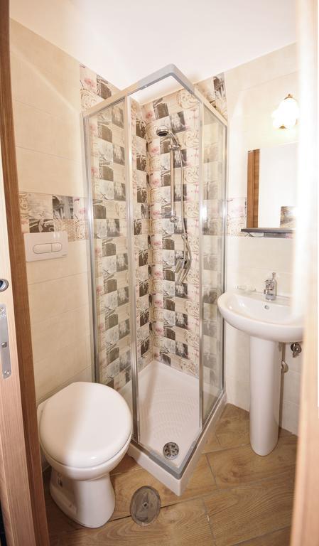 شقة Look House نابولي المظهر الخارجي الصورة