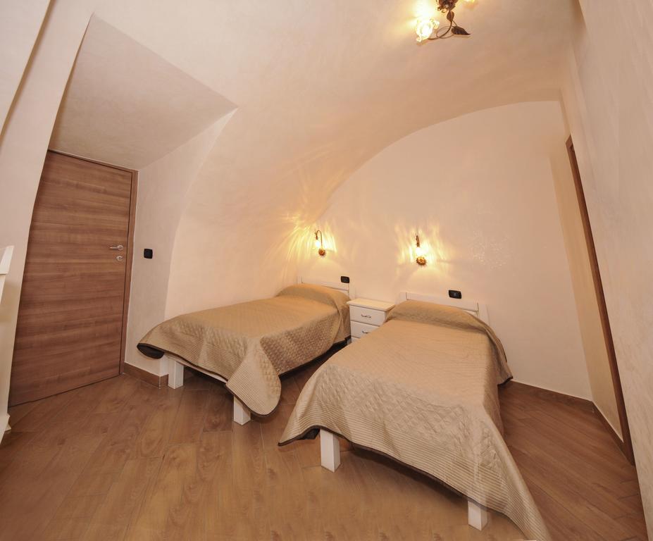 شقة Look House نابولي المظهر الخارجي الصورة